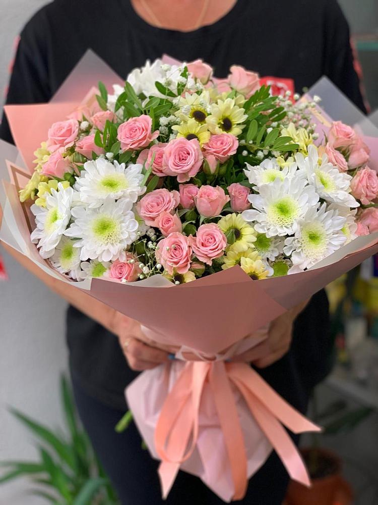 Букет цветов из: Розы и Хризантемы в Мурино