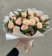 Букет Кремовые розы Латте в Мурино