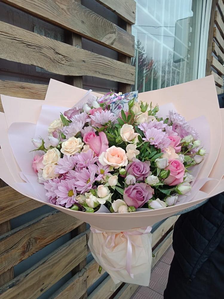 Букет цветов из: Розы и Хризантемы в Мурино