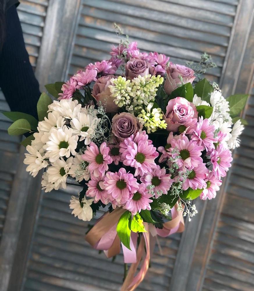 Букет цветов из: Хризантемы и Розы в Мурино