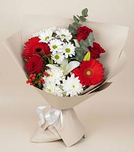 Букет цветов из:  Розы, Хризантемы, Герберы и Лилии в Мурино