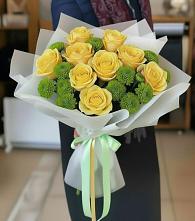 Букет цветов из:  Хризантемы и Розы в Мурино