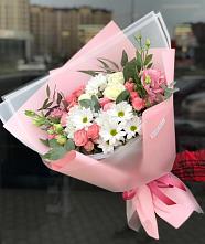 Букет цветов из:  Розы, Лизиантусы и Хризантемы в Мурино