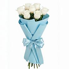 Букет 7 белых роз Проуд в Мурино