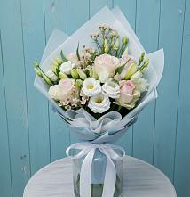 Букет цветов из:  Розы и Лизиантусы в Мурино